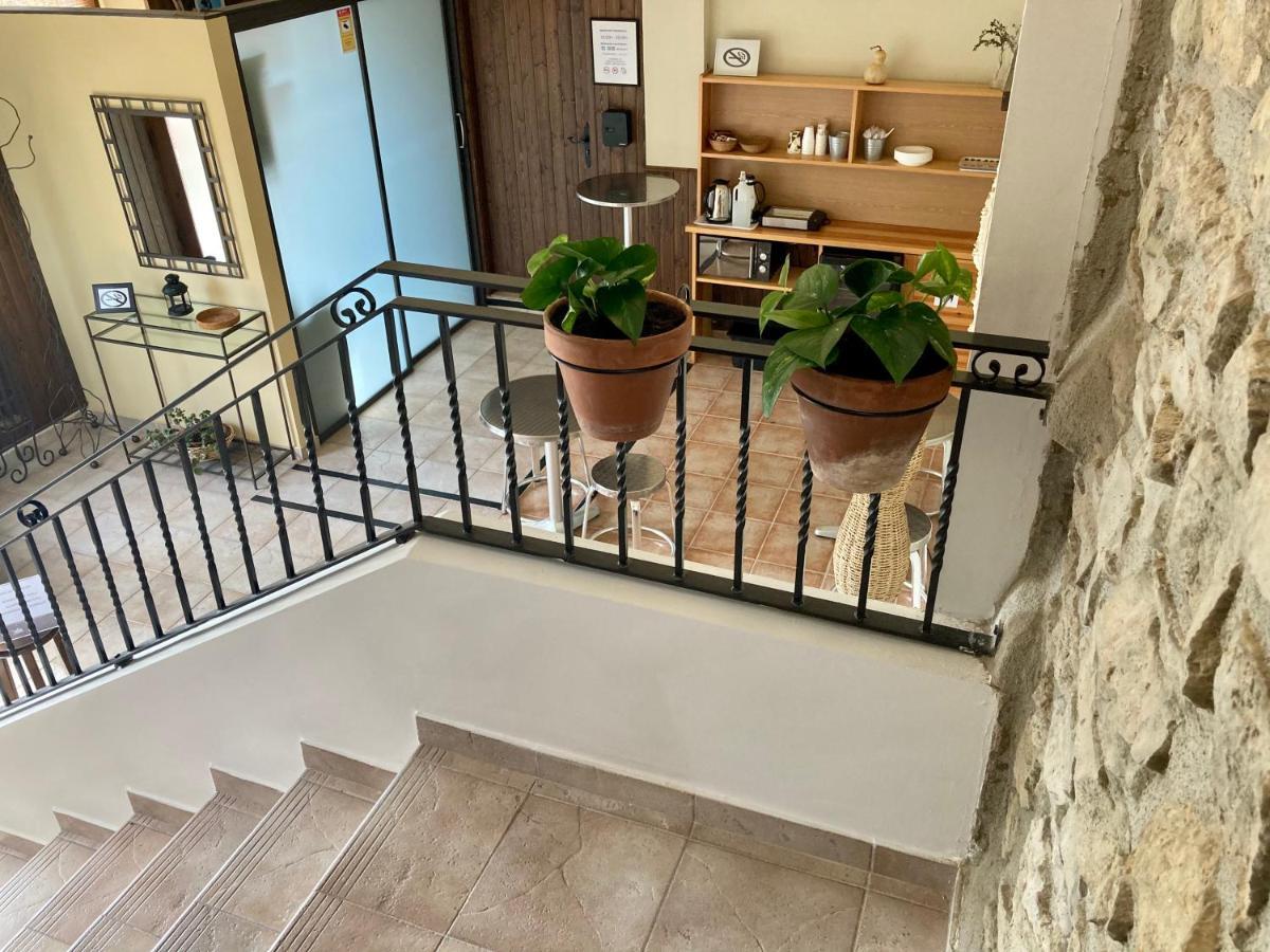 Hostal Jp Y Estudios Sangüesa Buitenkant foto