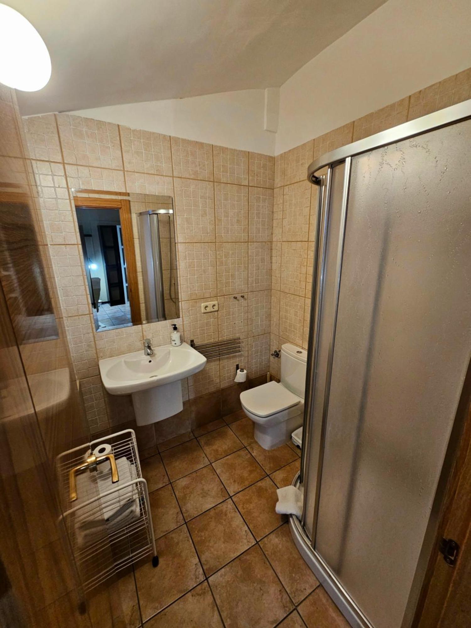 Hostal Jp Y Estudios Sangüesa Buitenkant foto