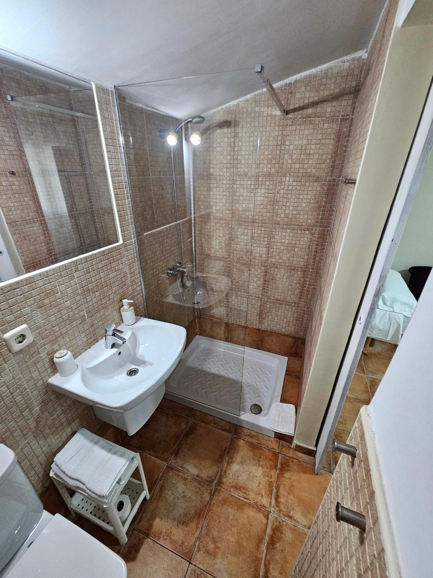 Hostal Jp Y Estudios Sangüesa Buitenkant foto