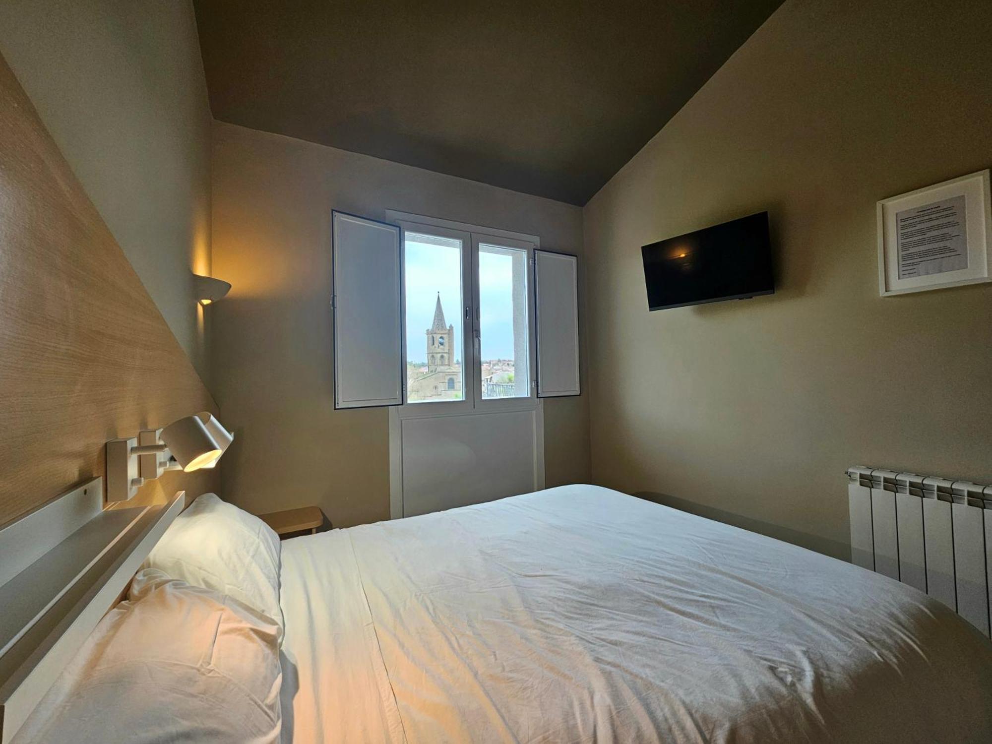 Hostal Jp Y Estudios Sangüesa Buitenkant foto